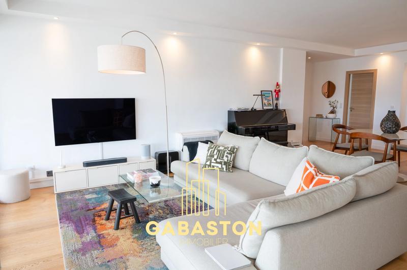 Appartement - 118 m² - 4 pièces