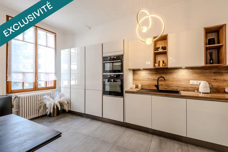 Appartement - 82 m² - 3 pièces