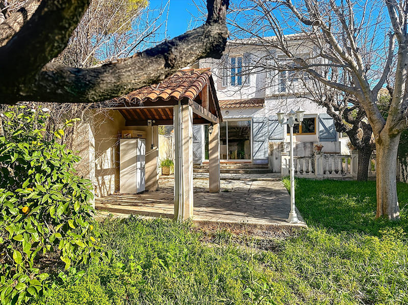 Maison - 92 m² - 4 pièces