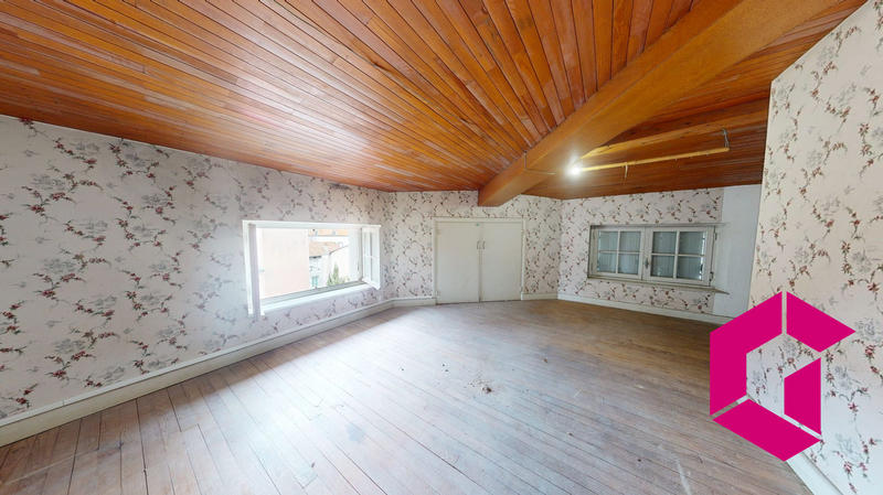 Maison ancienne - 140 m² - 5 pièces