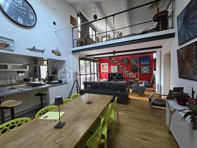 Maison - 170 m² - 6 pièces