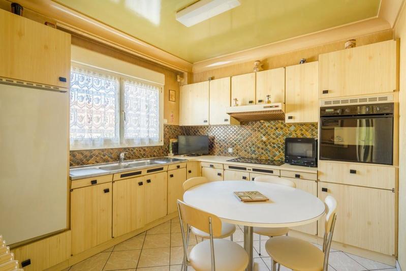 Maison - 137 m² - 6 pièces