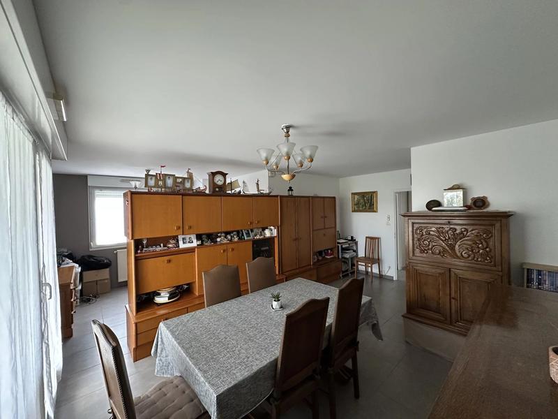 Appartement - 82 m² - 4 pièces