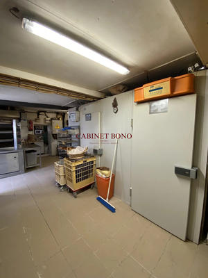 Fonds de commerce - 150 m²