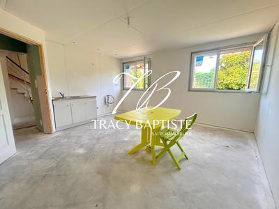 Maison - 225 m² - 7 pièces