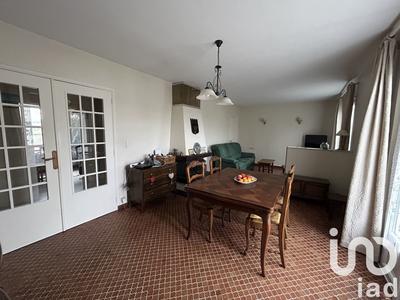 Maison - 93 m² - 6 pièces