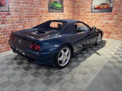 Ferrari F355 spider boite manuelle