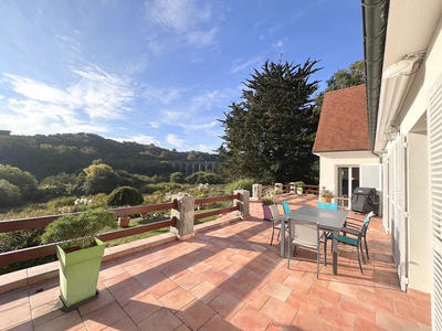 Maison - 188 m² - 6 pièces