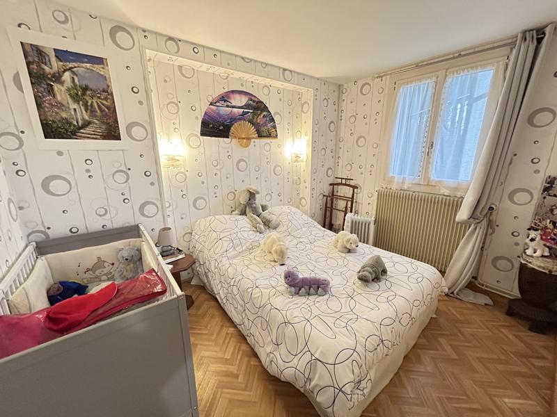 Maison - 196 m² - 8 pièces