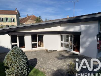 Maison - 108 m² - 4 pièces