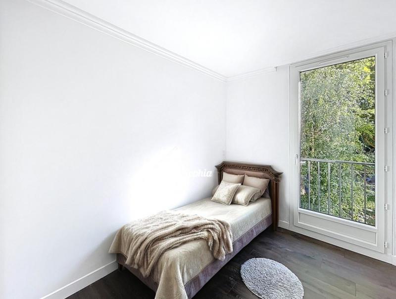 Appartement - 81 m² - 5 pièces