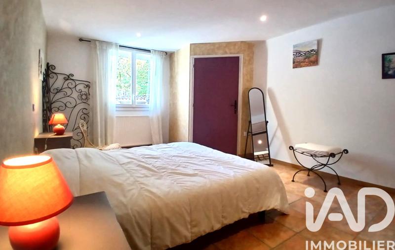Appartement - 575 m² - 26 pièces