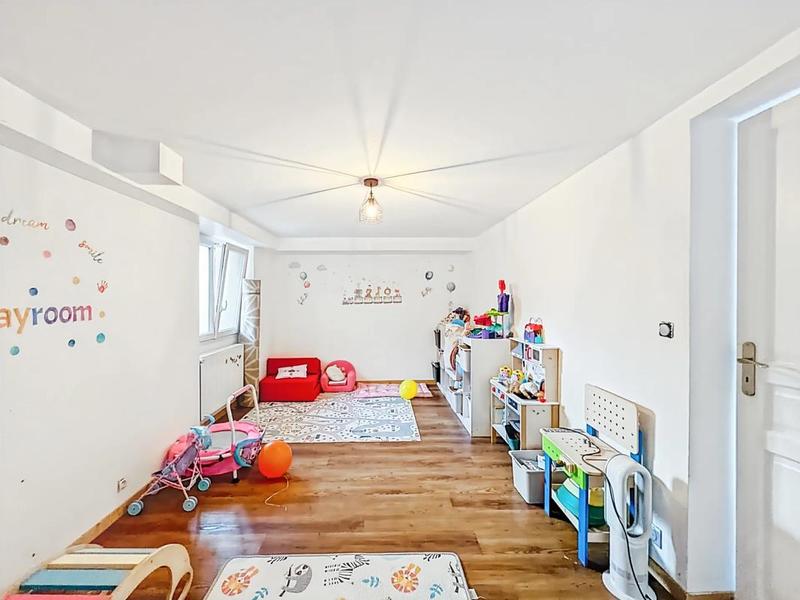 Maison - 130 m² - 6 pièces