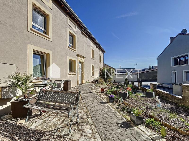 Appartement - 98 m² - 3 pièces