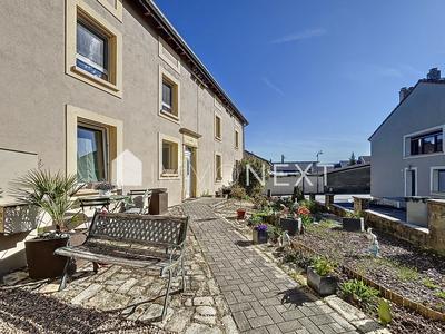 Appartement - 98 m² - 3 pièces