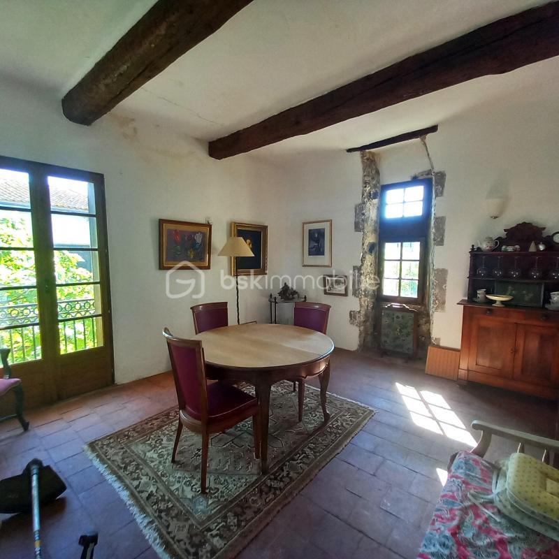 Maison ancienne - 174 m² - 6 pièces