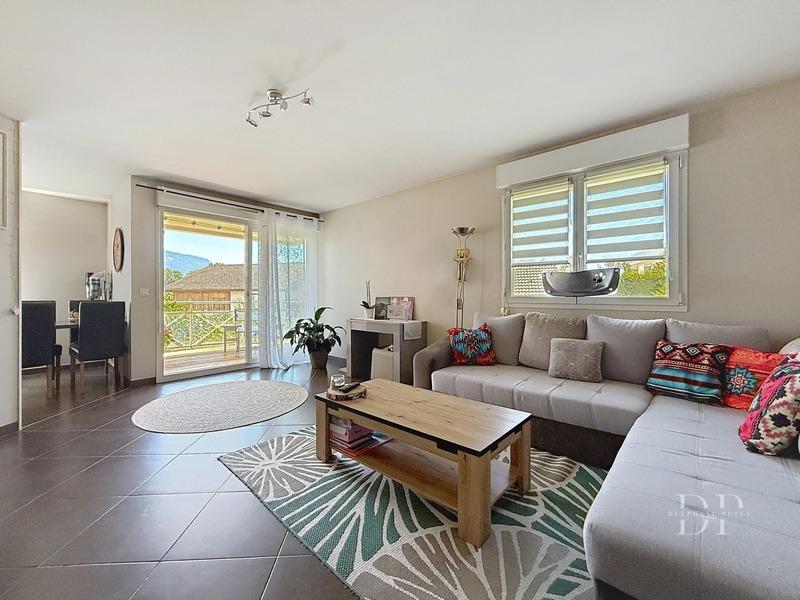 Appartement - 90 m² - 4 pièces