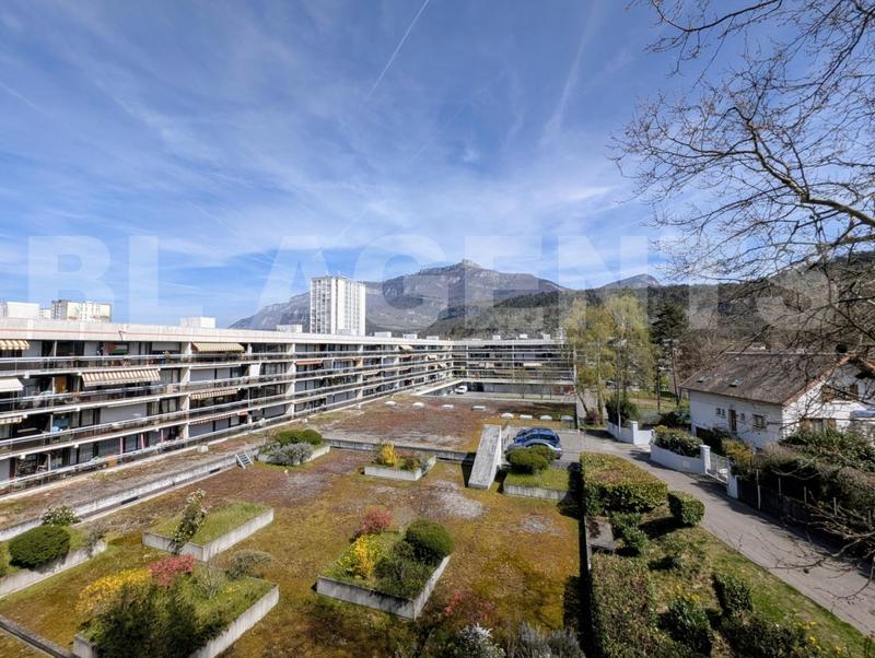 Appartement - 76 m² - 4 pièces