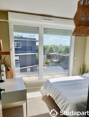 Chambre - 12 m² - 1 pièce