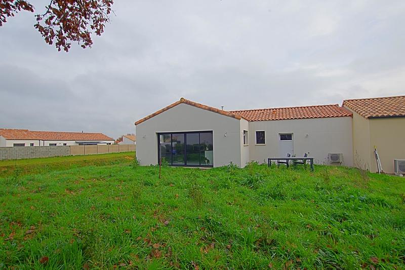 Maison traditionnelle - 110 m² - 4 pièces