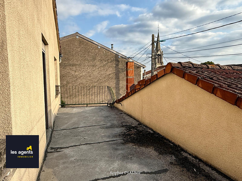 Maison - 250 m² - 5 pièces