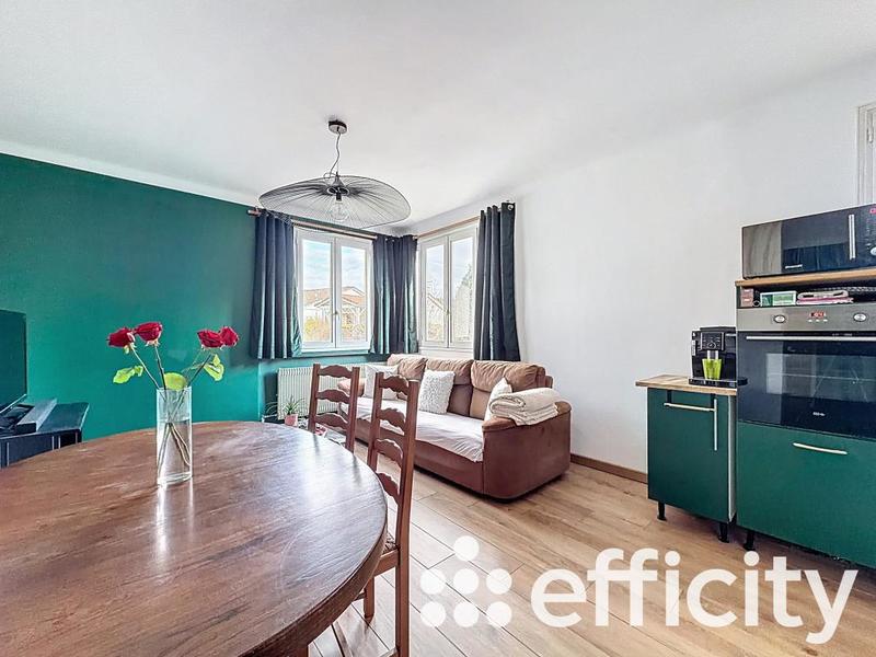 Maison - 100 m² - 2 pièces