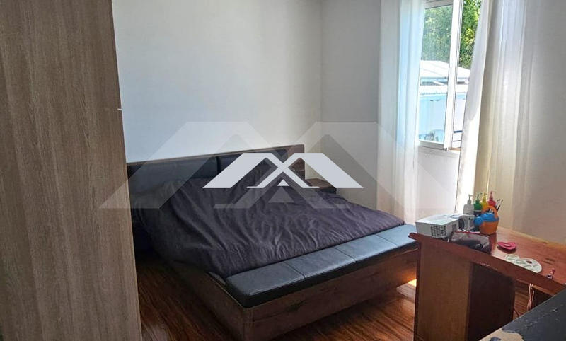 Maison - 380 m² - 7 pièces