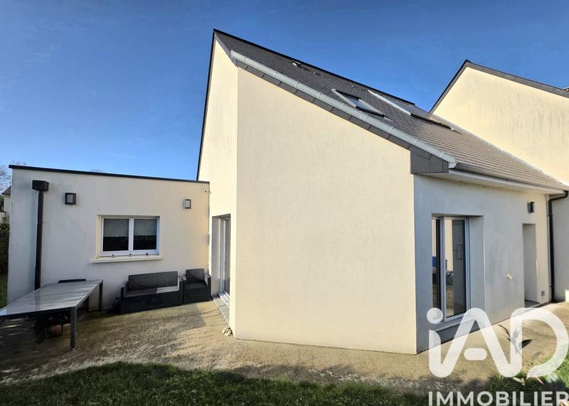Maison - 88 m² - 4 pièces