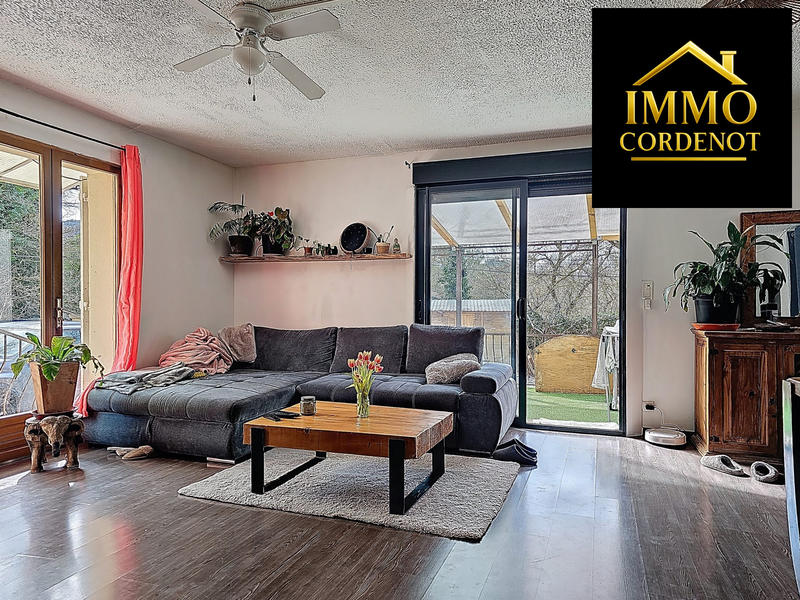 Maison traditionnelle - 110 m² - 4 pièces