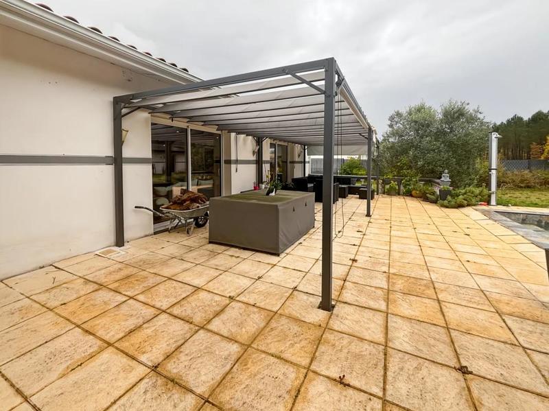 Maison - 147 m² - 7 pièces