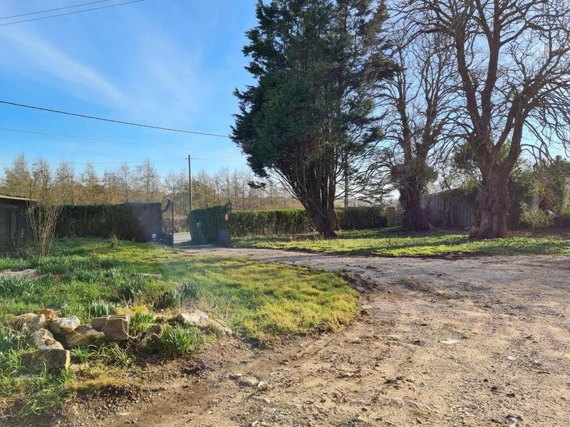 Maison - 250 m² - 7 pièces