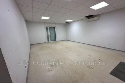 Local commercial - 294 m²