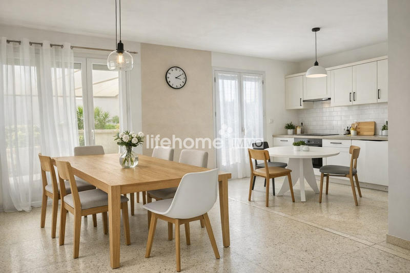 Maison - 80 m² - 4 pièces