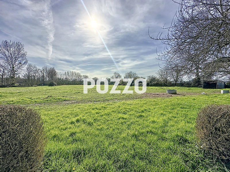 Maison - 330 m² - 16 pièces