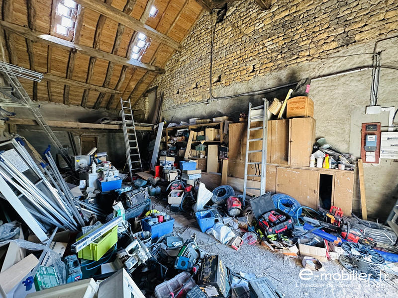 Maison - 94 m² - 5 pièces