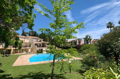 Villa - 210 m² - 6 pièces