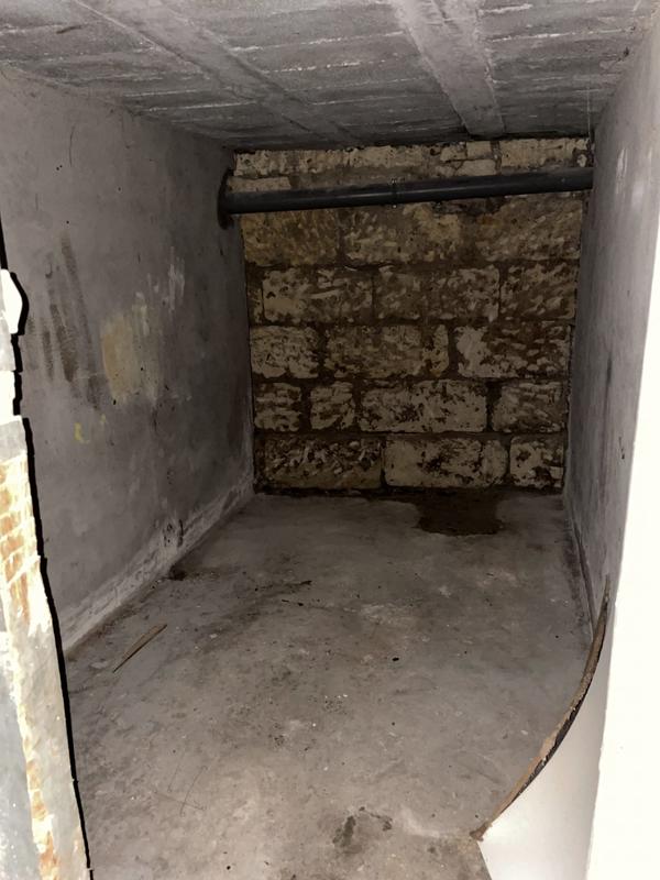 Appartement - 1 m² - 7 pièces