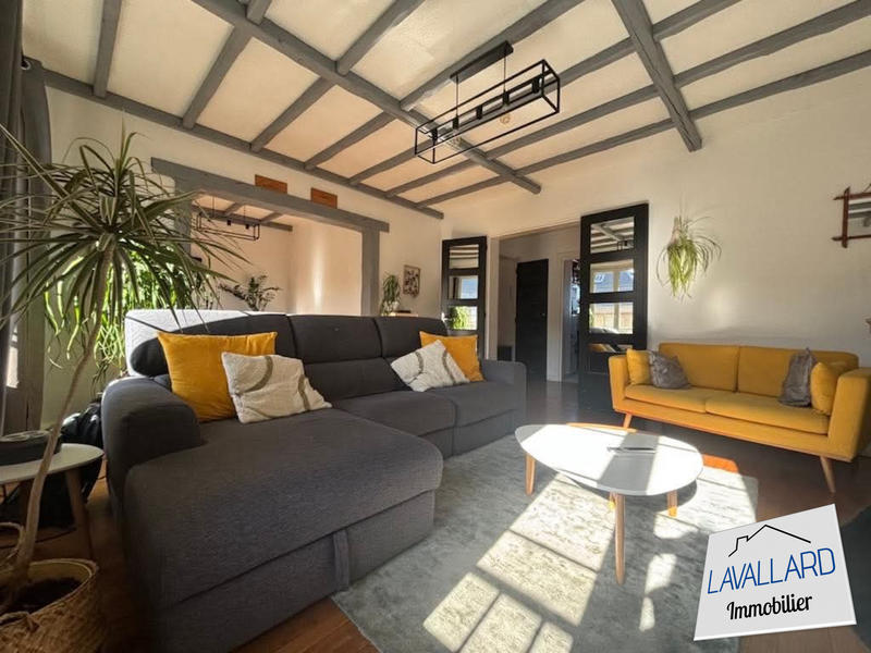 Appartement - 93 m² - 4 pièces