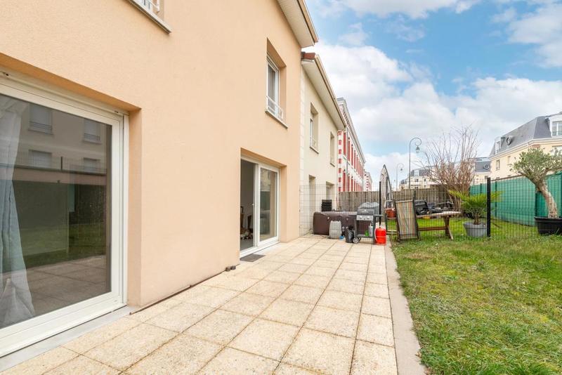 Appartement - 120 m² - 7 pièces