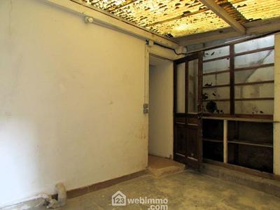 Immeuble - 84 m² - 4 pièces