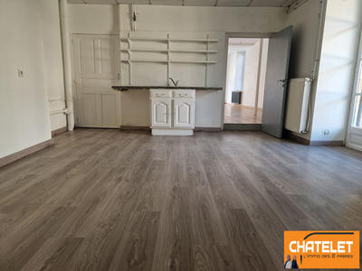 Local commercial - 60 m² - 3 pièces