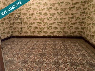 Maison - 80 m² - 6 pièces