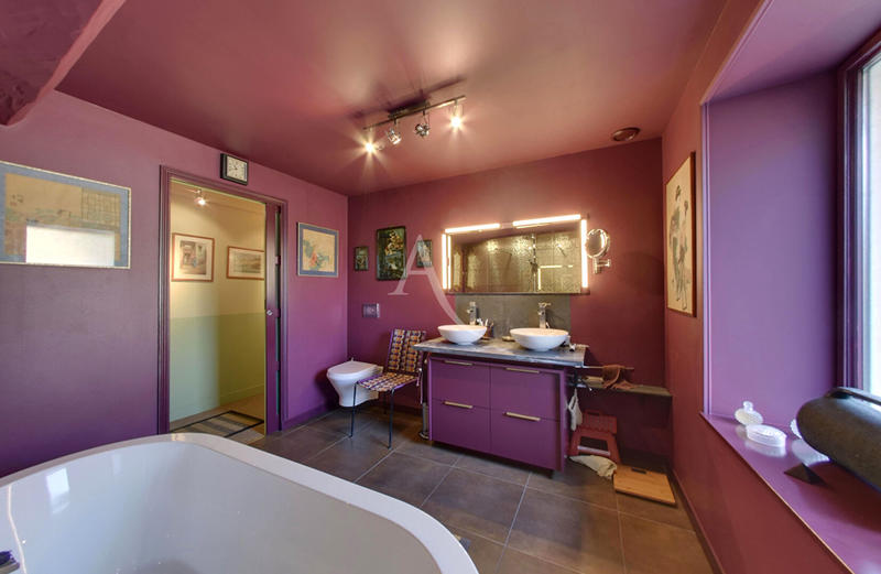 Maison - 207 m² - 6 pièces