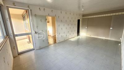 Appartement - 81 m² - 4 pièces