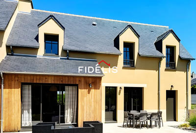 Maison - 101 m² - 4 pièces