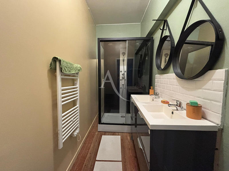 Maison - 85 m² - 4 pièces