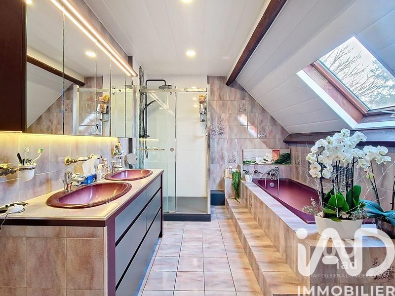 Maison - 142 m² - 5 pièces