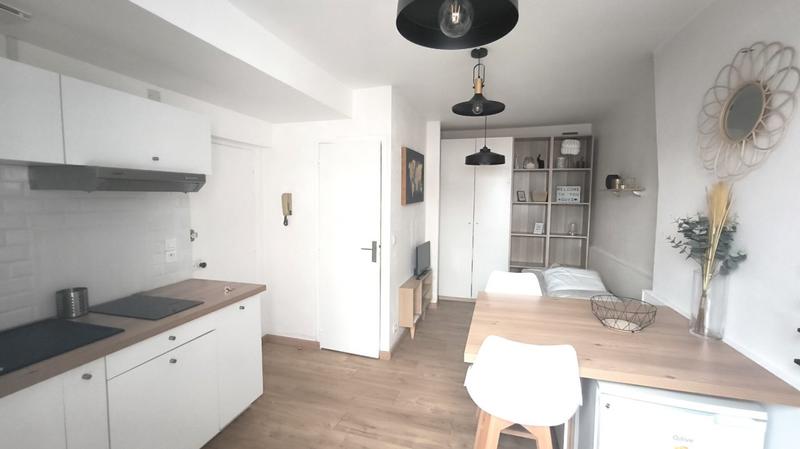Immeuble - 179 m² - 7 pièces