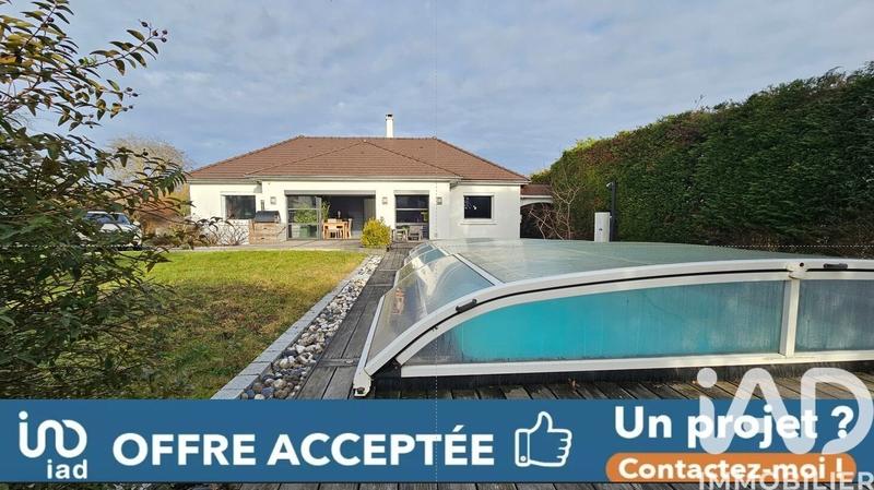 Maison - 208 m² - 8 pièces