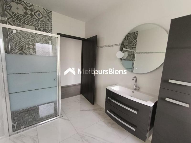 Maison - 120 m² - 4 pièces